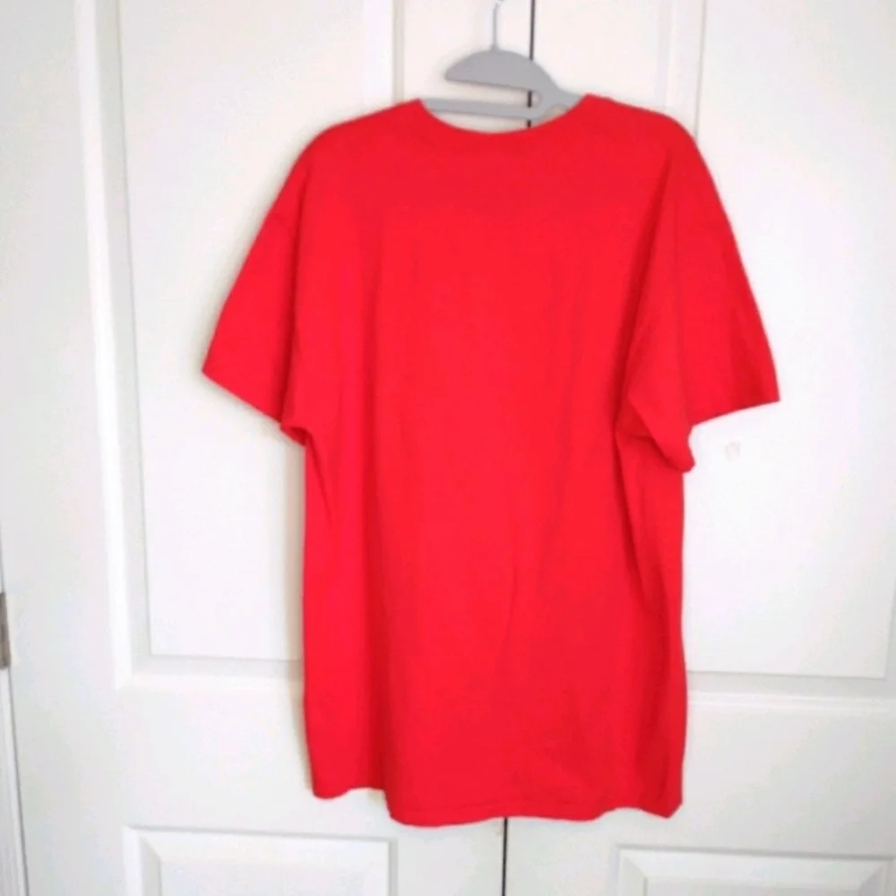 GILDAN SHIRT - Picture 3 of 3